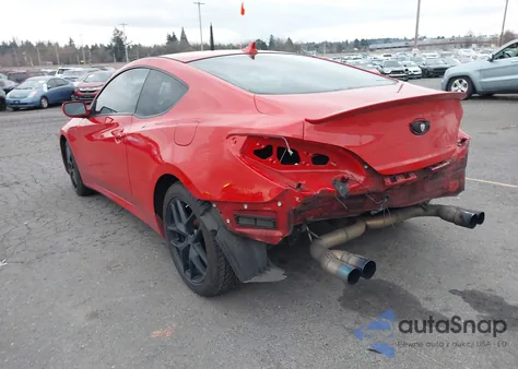 2010 Hyundai Genesis 2.0T z USA, uszkodzony, nr VIN KMHHT6KDXAU041867